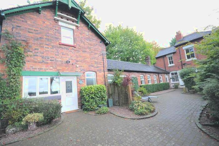 2 Bedroom Cottage To Rent In Pingle Lane, Stone, ST15