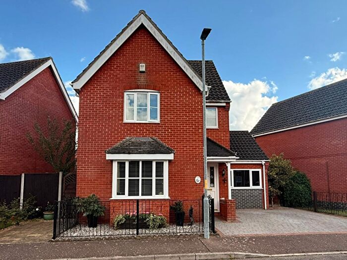 4 Bedroom Detached House For Sale In Birds Road, North Walsham, NR28