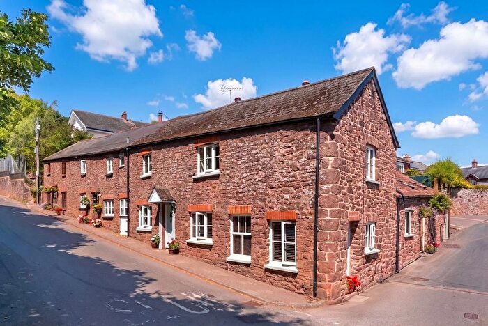 4 Bedroom Cottage For Sale In Church Street, Sandford, EX17