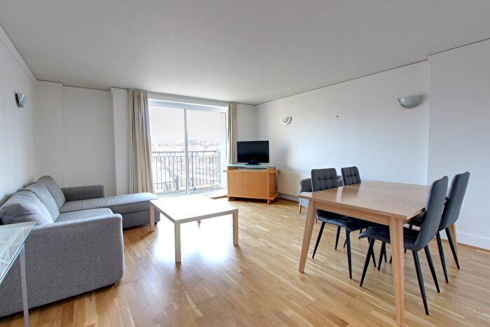 1 Bedroom Flat To Rent In Victoria Street, Westminster, SW1H