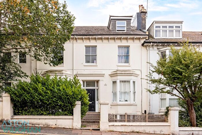 1 Bedroom Flat For Sale In Buckingham Place, Brighton, East Sussex, BN1