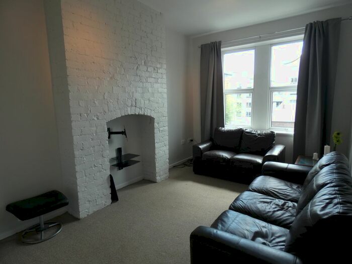 2 Bedroom Flat To Rent In Walker Road, Newcastle Upon Tyne, Tyne And Wear, NE6