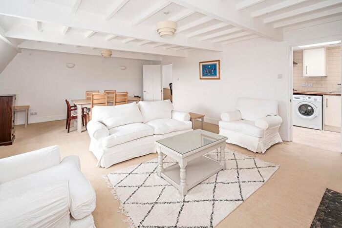 2 Bedroom Apartment To Rent In Portland Place, Lansdown, Bath, BA1