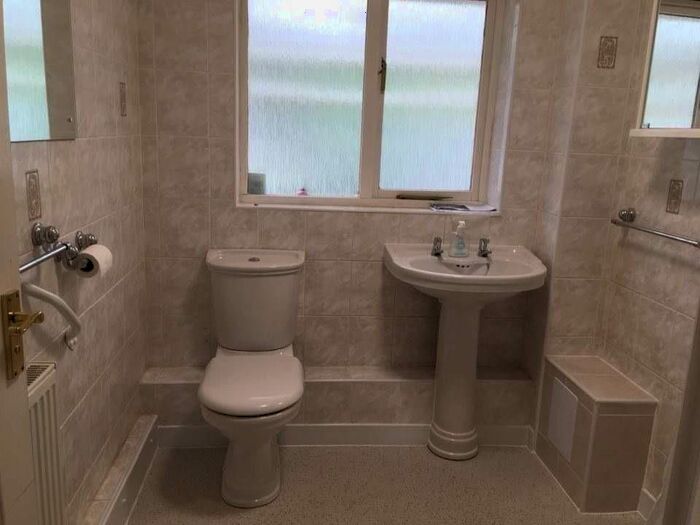 2 Bedroom Semi-Detached Bungalow For Sale In Broomy Close, Stourport-On-Severn, DY13