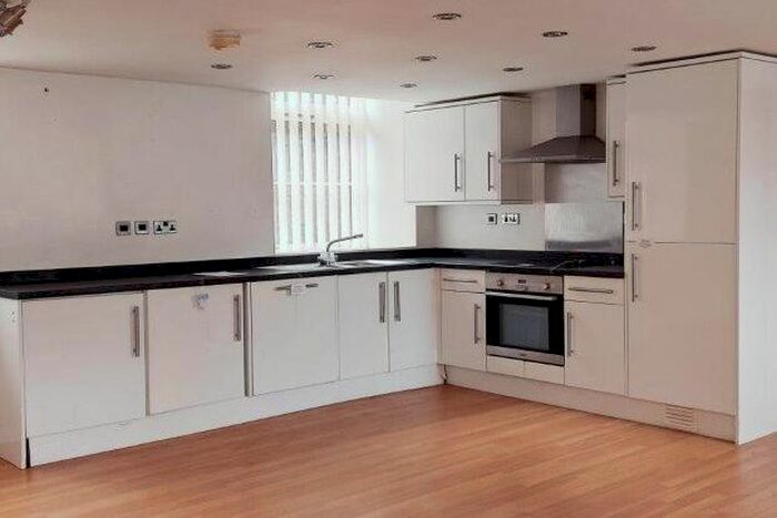 2 Bedroom Flat To Rent In Floats Mill, Colne, BB8