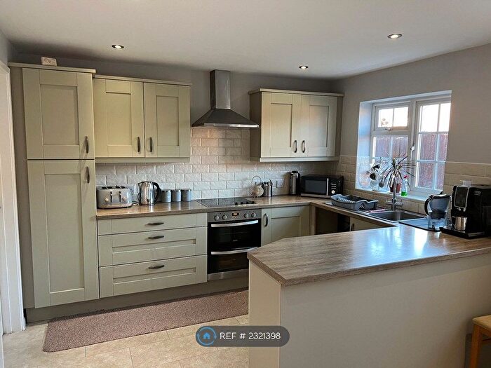 4 Bedroom Detached House To Rent In Wells Close, Kempston, Bedford, MK42