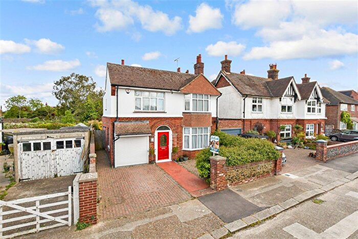 4 Bedroom Detached House For Sale In Avebury Avenue, Ramsgate, Kent, CT11