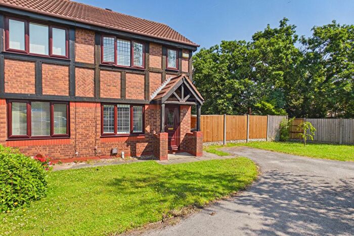 2 Bedroom Semi Detached House For Sale In Malvern Close, Great Sankey, WA5