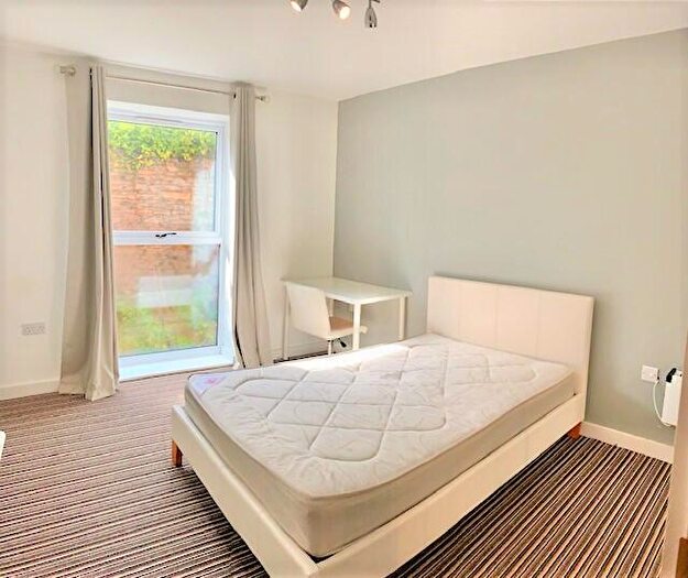 1 Bedroom Apartment To Rent In Richmond Road, Cardiff(City), CF24