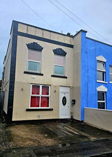 Detached House To Rent In Lypiatt Road, Bristol, BS5