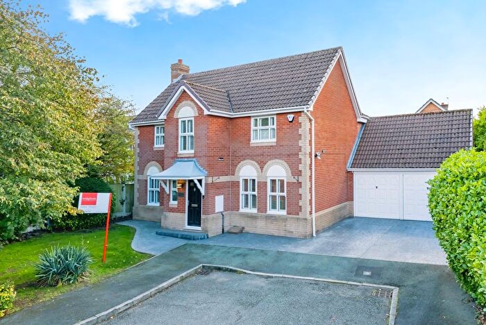 4 Bedroom Detached House For Sale In Brightwell Close, Warrington, Cheshire, WA5