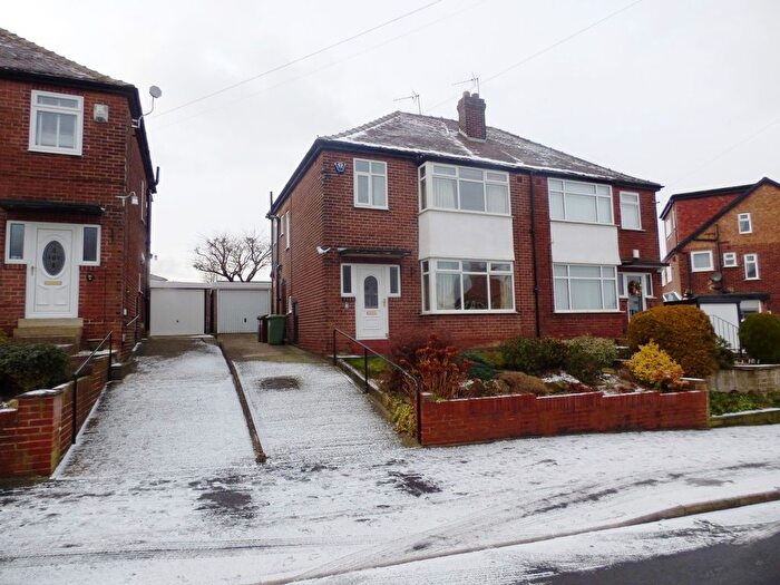 3 Bedroom Semi-Detached House For Sale In Westmoor Road, Leeds, LS13