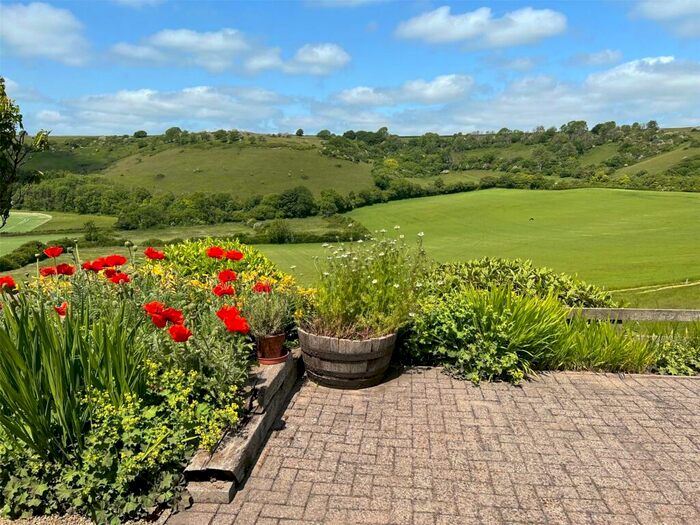 3 Bedroom Detached House For Sale In Cerne Abbas, Dorset, DT2