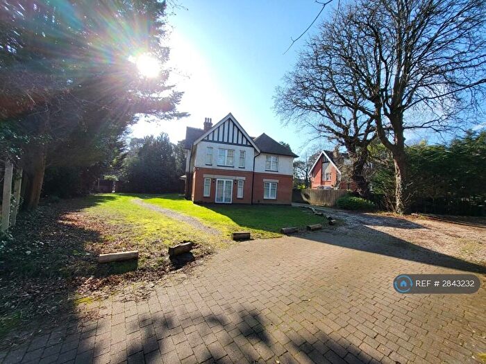 2 Bedroom Flat To Rent In Talbot Avenue, Bournemouth, BH3