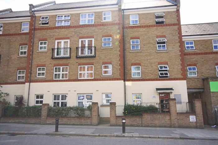 1 Bedroom Flat To Rent In Horn Lane, London, W3