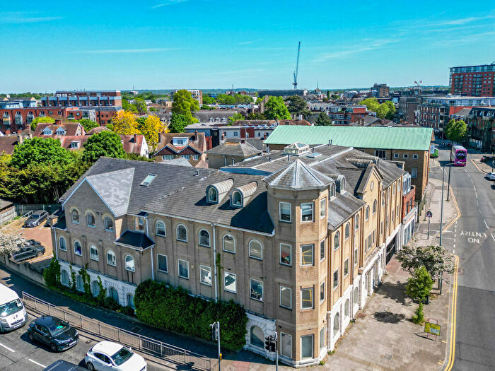 1 Bedroom Flat To Rent In Hodgson House, City Centre, Chelmsford, CM1