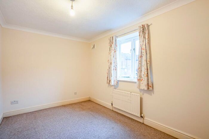 2 Bedroom Apartment To Rent In Peter Weston Place, Chichester, PO19