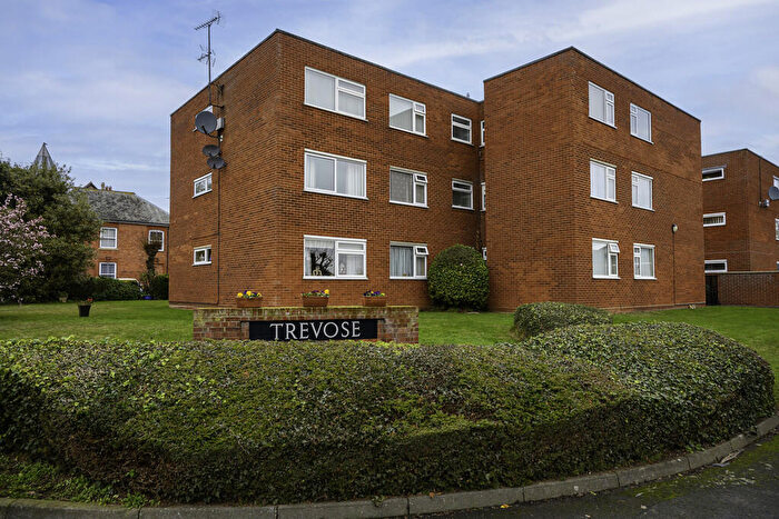 2 Bedroom Apartment For Sale In Trevose, Cobbold Road, Felixstowe, IP11
