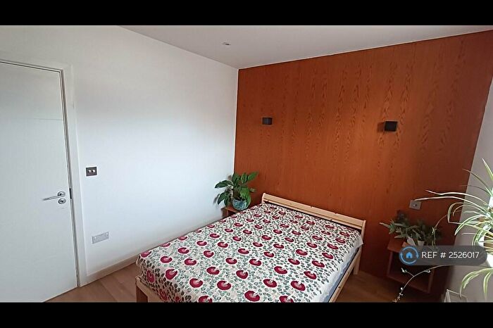 2 Bedroom Flat To Rent In Elliott Road, Thornton Heath, CR7