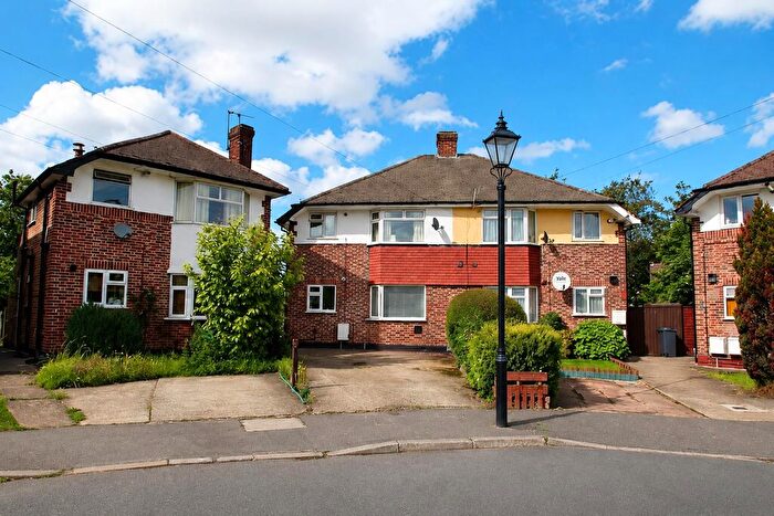2 Bedroom Flat To Rent In Elmcroft Close, Feltham, TW14