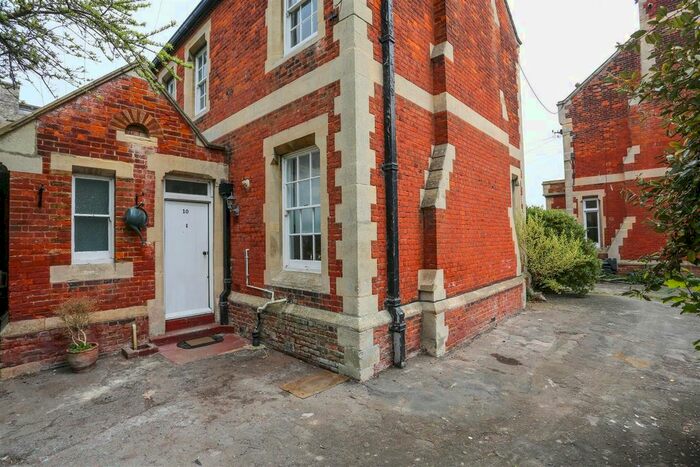 3 Bedroom End Of Terrace House To Rent In Victoria Parade, Ramsgate, CT11