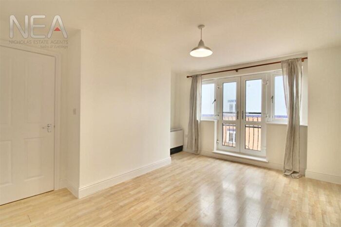 1 Bedroom Apartment To Rent In Napier Road, Reading, RG1