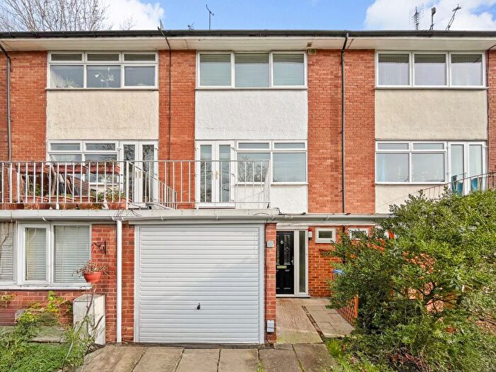 4 Bedroom Terraced House To Rent In Rokeby Close, Bracknell, Berkshire, RG12