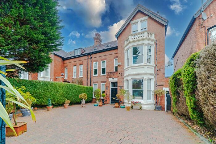 6 Bedroom Semi Detached House For Sale In Vernon Road, Edgbaston, Birmingham, B16