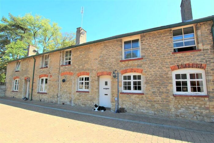 2 Bedroom Cottage To Rent In Lillingstone Lovell, Buckingham, MK18