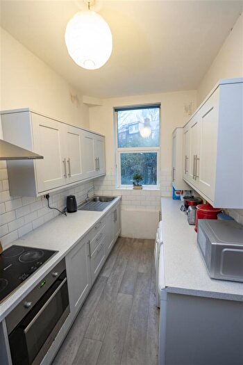 5 Bedroom House To Rent In Crookesmoor Road, Crookesmoor, S6