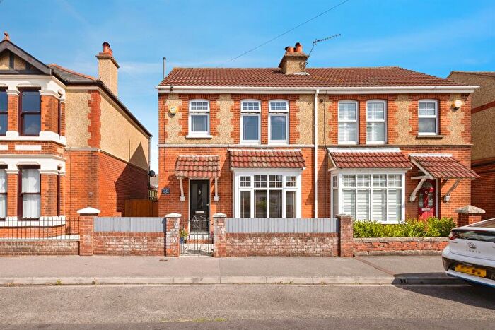 3 Bedroom Semi-Detached House For Sale In St. Andrews Road, Gosport, PO12