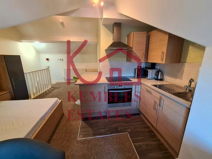 1 Bedroom Flat To Rent In Highfield Road, Doncaster, DN1