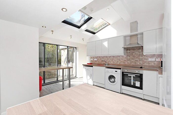 4 Bedroom House To Rent In Ecclesall Road, Sheffield, S11
