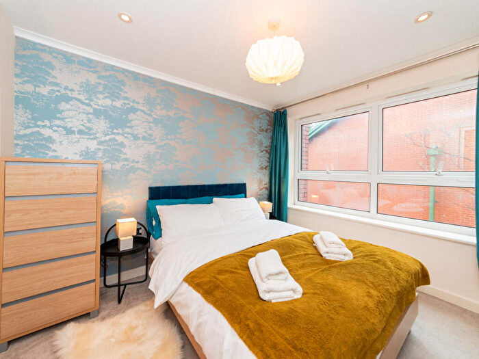 1 Bedroom Flat To Rent In Blagrave Street, Reading, RG1