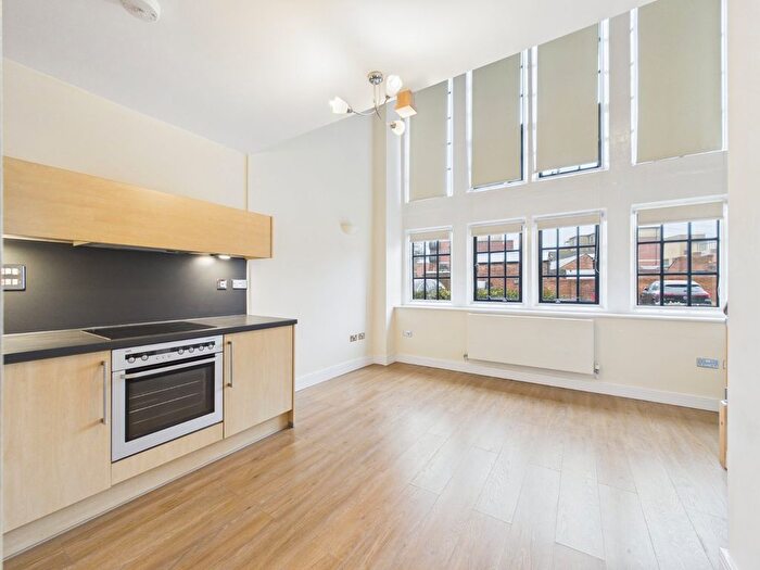 2 Bedroom Flat For Sale In Surman Street, Worcester, Worcestershire, WR1