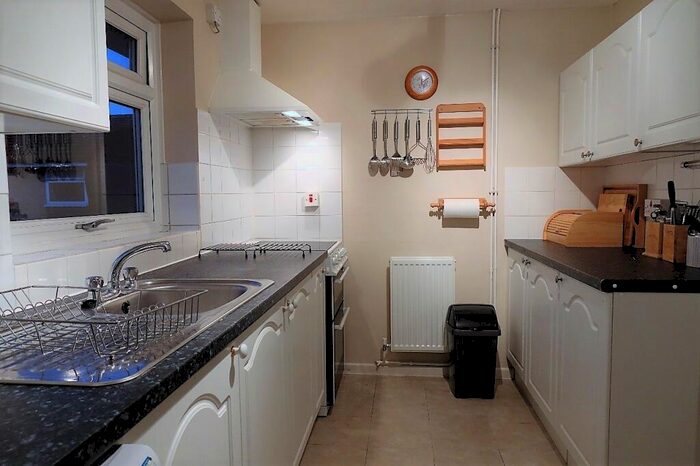 1 Bedroom Apartment To Rent In Richens Drive, Oxfordshire, OX18