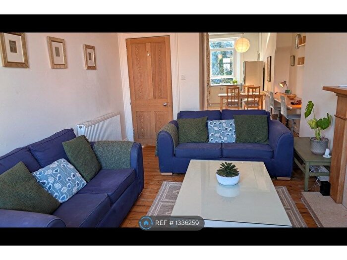 1 Bedroom Flat To Rent In Spring Gardens, Edinburgh, EH8