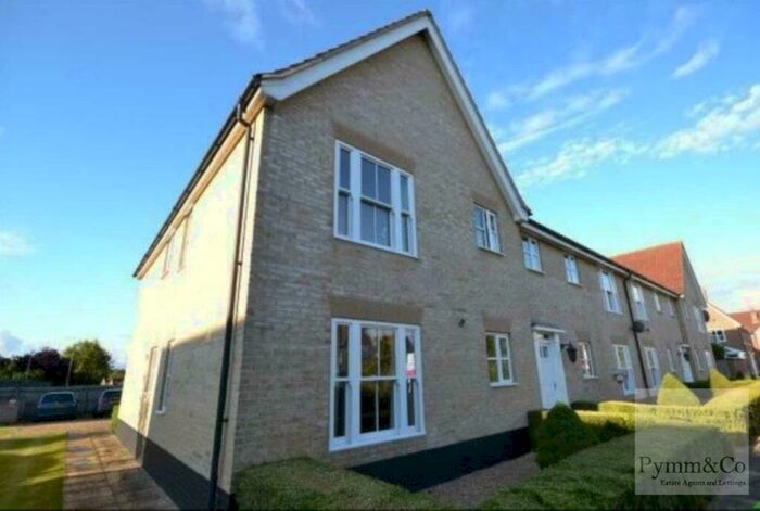 2 Bedroom Flat To Rent In Bromedale Avenue, Norwich, NR14