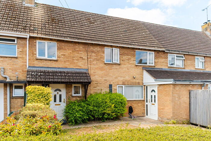 3 Bedroom Terraced House For Sale In Queensfield, Fairford, GL7