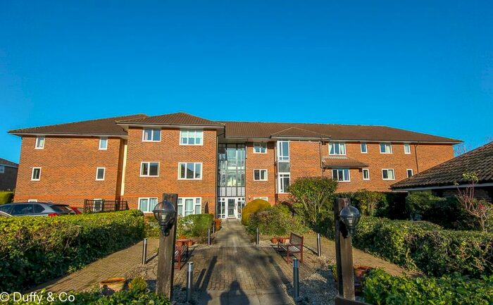 2 Bedroom Flat To Rent In Clover Court, Church Road, Haywards Heath, RH16