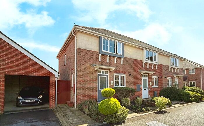 3 Bedroom End Of Terrace House For Sale In Blackberry Copse, Felpham, Bognor Regis, West Sussex, PO22