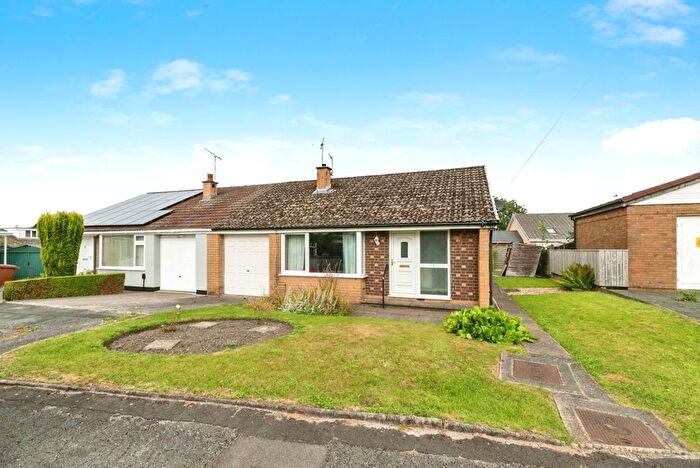 3 Bedroom Bungalow For Sale In Hazel Close, Bamber Bridge, Preston, Lancashire, PR5