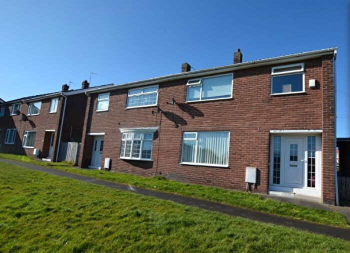 3 Bedroom Semi-Detached House To Rent In Masefields, Pelton Fell, DH2
