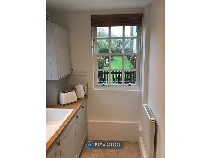 2 Bedroom End Terrace House To Rent In Stour Court, Sandwich, Kent, CT13