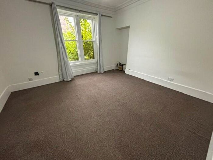 Flat To Rent In Cleghorn St G/, Dundee, DD2