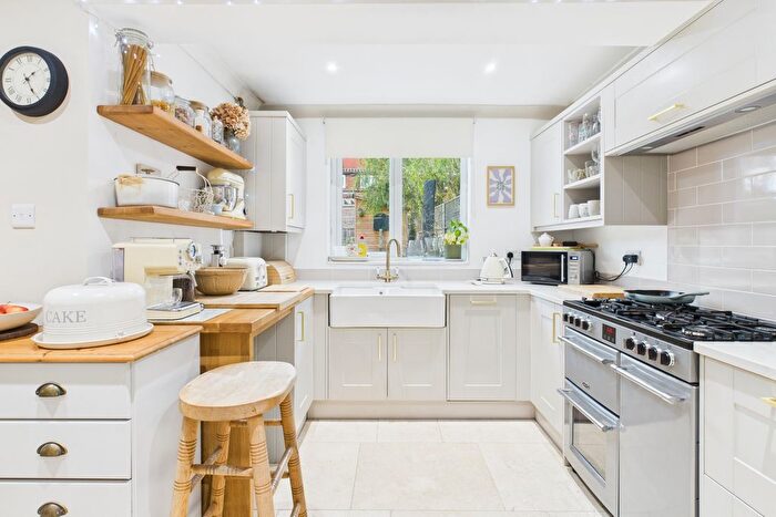 3 Bedroom Semi Detached House For Sale In Grange Crescent, Tadcaster, North Yorkshire, LS24