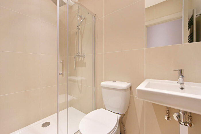 2 Bedroom Flat To Rent In Anerley Road, London, SE20