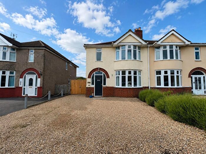 3 Bedroom Semi-detached House For Sale In Box Road Avenue, Cam, Dursley, GL11