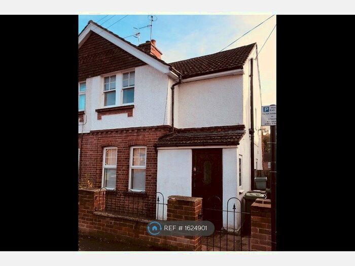 3 Bedroom Semi-Detached House To Rent In Clifton Road, Tunbridge Wells, TN2