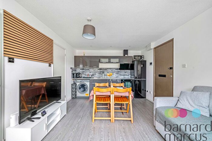 1 Bedroom Flat To Rent In Willoughby Lane, Tottenham, N17